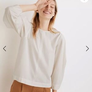 NWT Crepe Puff Sleeve Top in Lighthouse